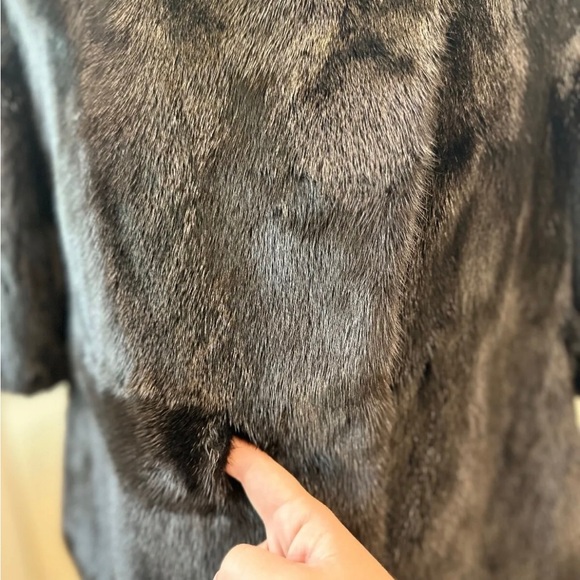 Black short mink fur coat - Picture 9 of 11